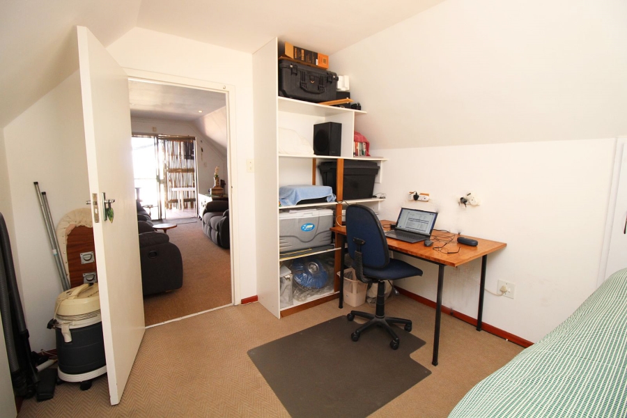 3 Bedroom Property for Sale in Skiathos Western Cape